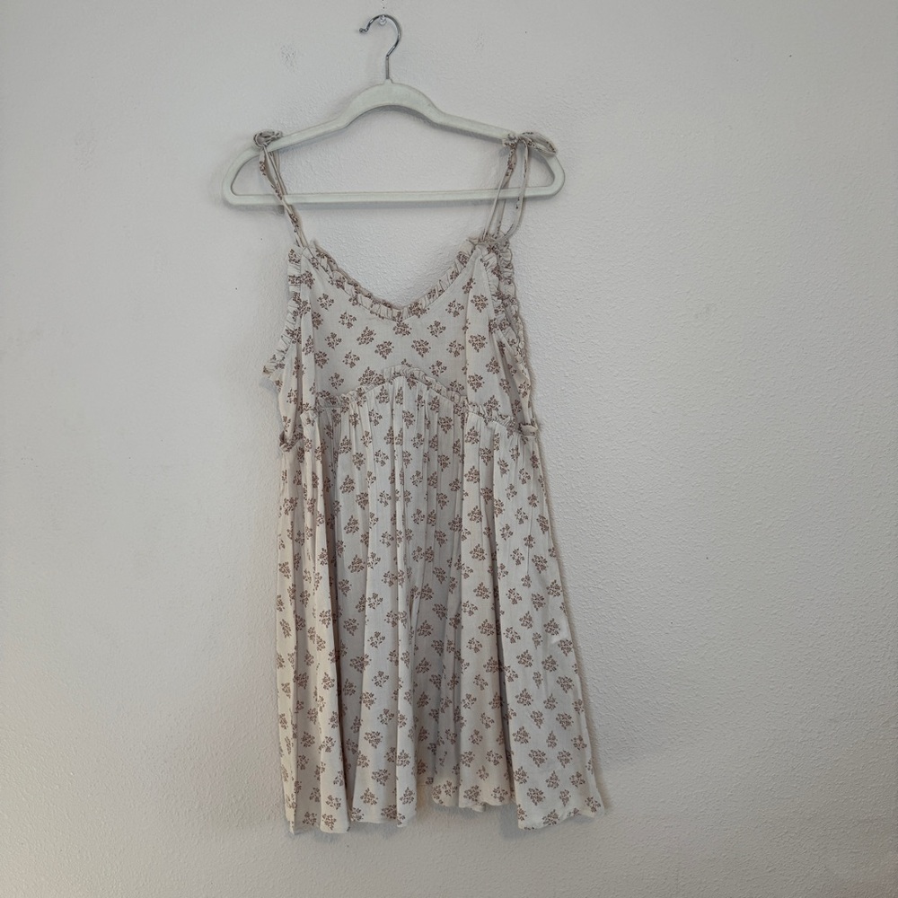 Patrons of Peace Cream and Brown Floral Top